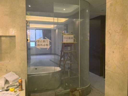 템퍼링된  고정 스틸 한덩어리로 되어 있는  EI60 화재 평가된 안전 유리