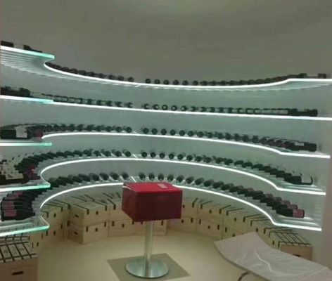 그래픽 디자인 판매점은 8개의 밀리미터 투명한 템퍼드 글라스를 해냈습니다