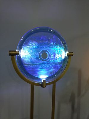리오리 색 결정이 조명으로 유리를 끼우는 탈랍 3D